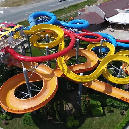 Aqua Nevis & Aqua Park فندق