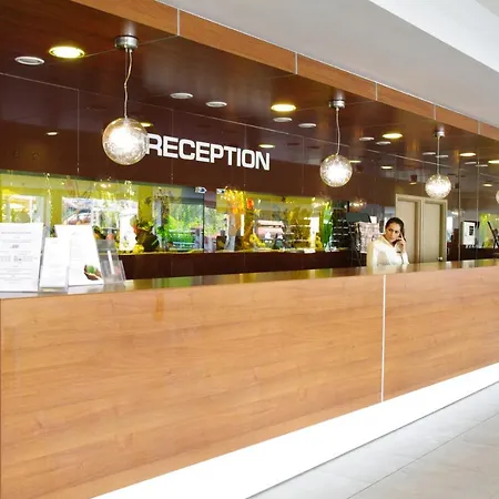 فندق Aqua Nevis & Aqua Park ساني بيتش