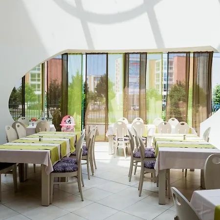 Aqua Nevis & Aqua Park فندق ساني بيتش