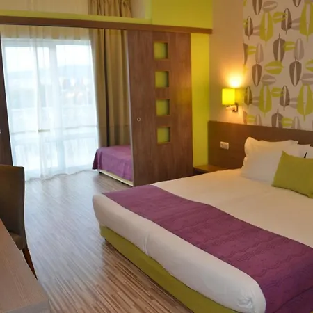 Aqua Nevis & Aqua Park