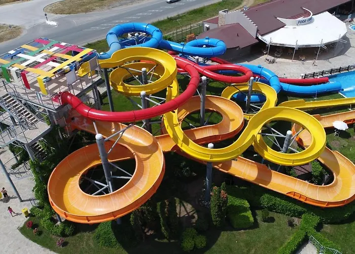 Aqua Nevis & Aqua Park ホテル