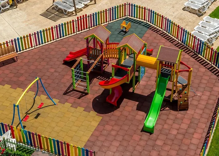 ホテル Aqua Nevis & Aqua Park