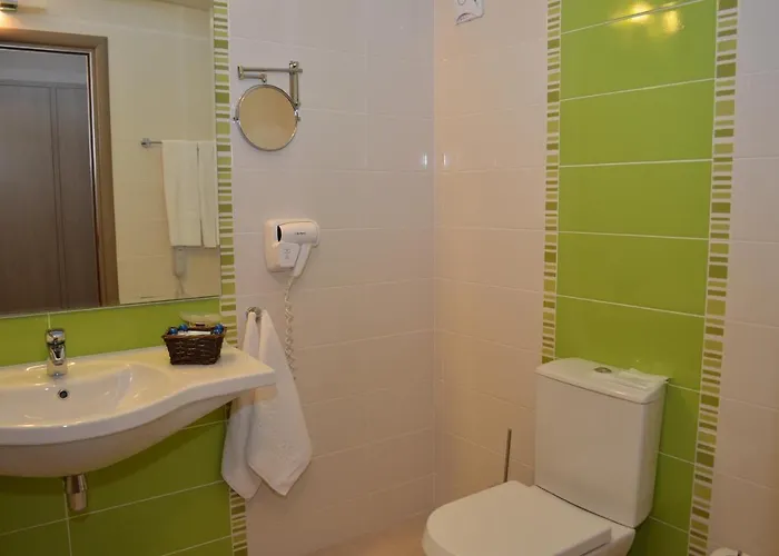 Aqua Nevis & Aqua Park サニービーチ