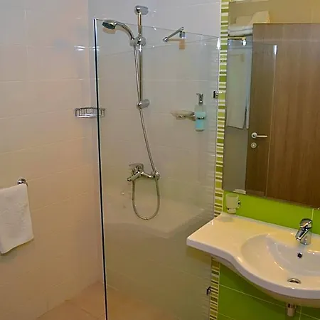 Aqua Nevis & Aqua Park Отель