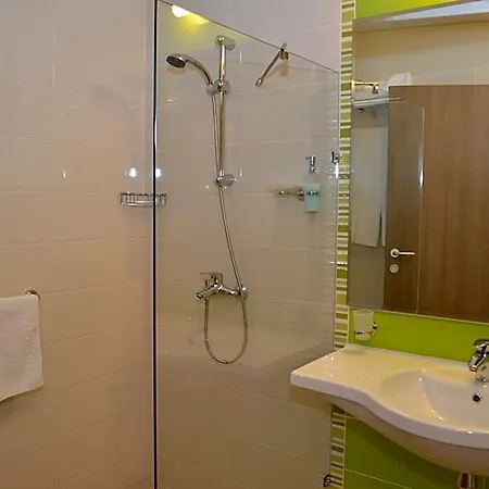 Hotel Aqua Nevis & Aqua Park