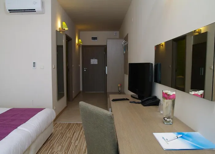 Aqua Nevis & Aqua Park Hotell