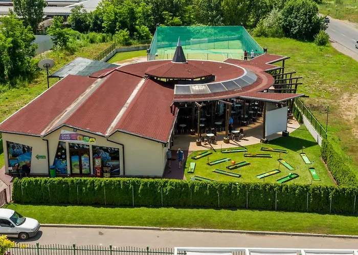 Hotell Aqua Nevis & Aqua Park 3*