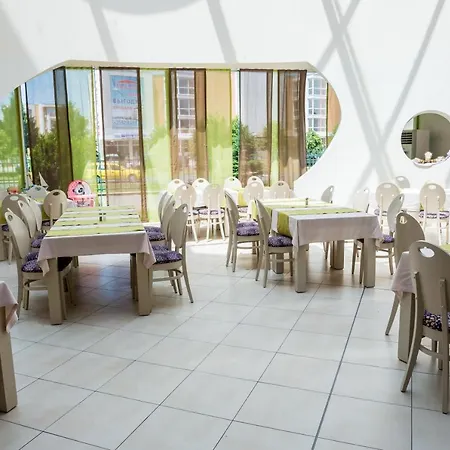 Szálloda Aqua Nevis & Aqua Park Napospart